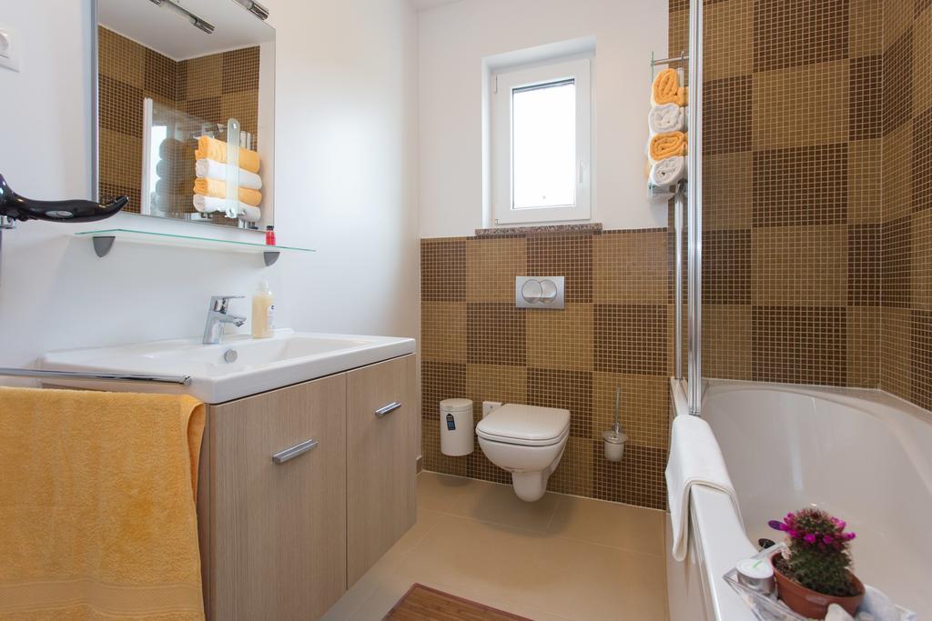 Soni A4 * Krk Town